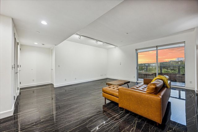 901 W 9th ST 401A, Austin, TX 78703