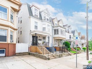 261 Ridge Street, Newark, NJ 07104