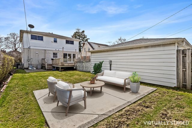 5040 Brummel Street, Skokie, IL 60077