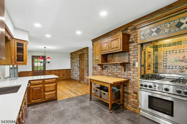 783 Long Hill Rd, Long Hill Twp., NJ 07933