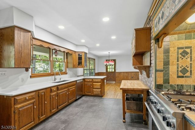 783 Long Hill Rd, Long Hill Twp., NJ 07933