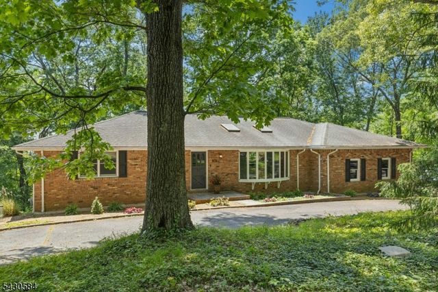 783 Long Hill Rd, Long Hill Twp., NJ 07933