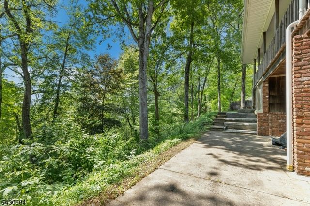 783 Long Hill Rd, Long Hill Twp., NJ 07933