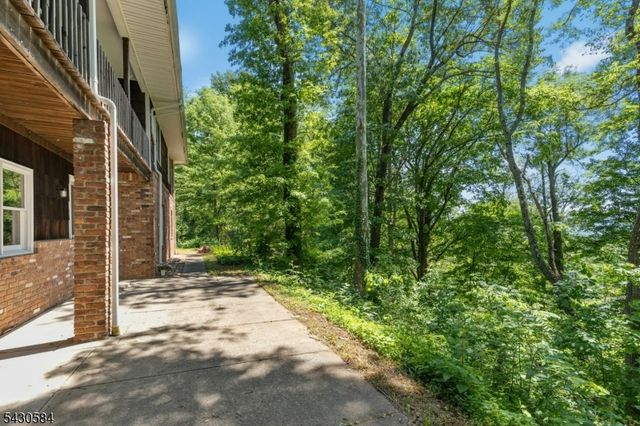 783 Long Hill Rd, Long Hill Twp., NJ 07933