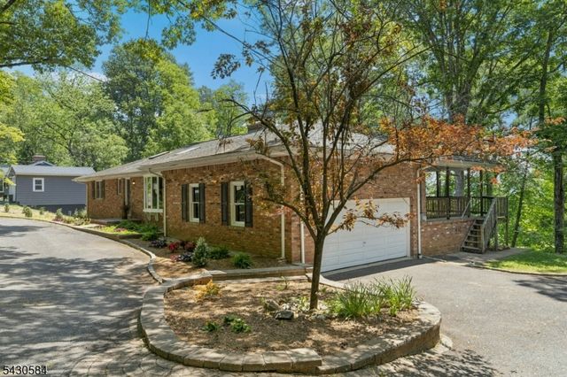 783 Long Hill Rd, Long Hill Twp., NJ 07933