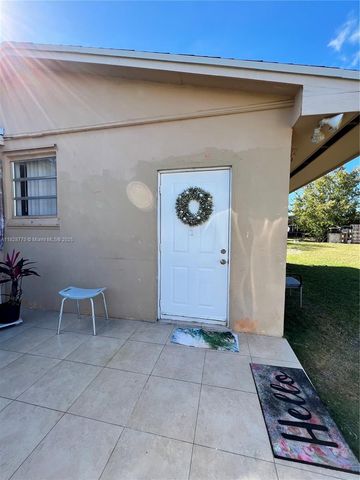 16980 SW 297th St A, Homestead, FL 33030
