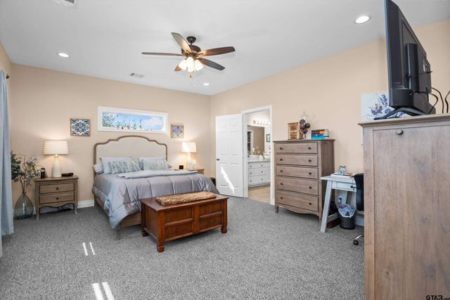 221 FM 2663, Crockett, TX 75835