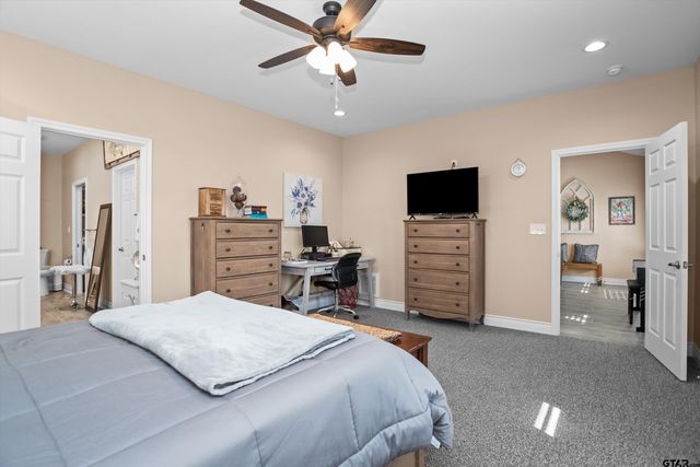 221 FM 2663, Crockett, TX 75835