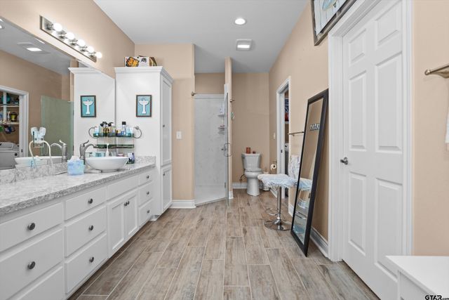 221 FM 2663, Crockett, TX 75835