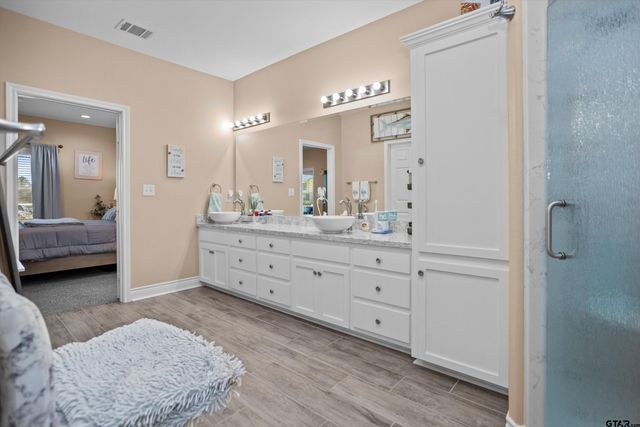 221 FM 2663, Crockett, TX 75835