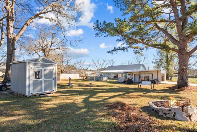 221 FM 2663, Crockett, TX 75835