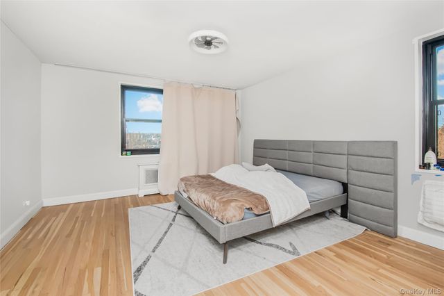 75 W 238th Street 3H, Bronx, NY 10463