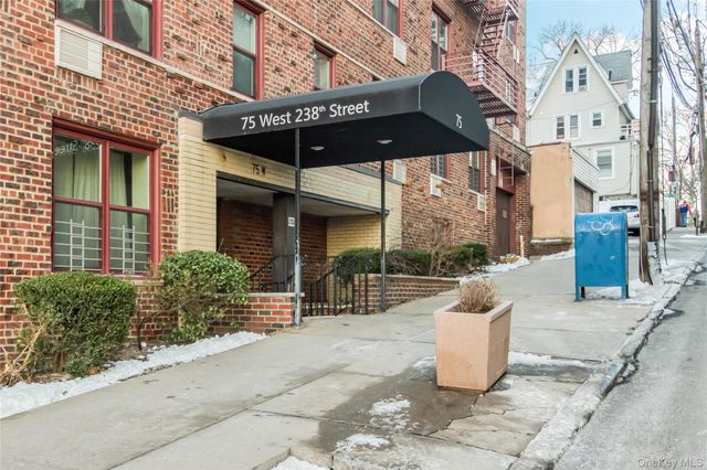 75 W 238th Street 3H, Bronx, NY 10463