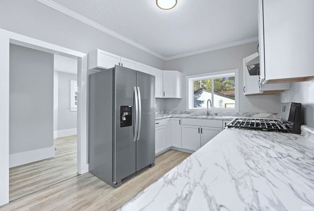 404 S Peters Street, Garrett, IN 46738