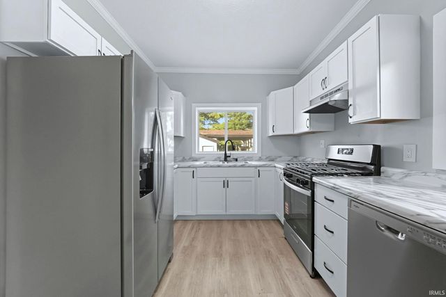 404 S Peters Street, Garrett, IN 46738