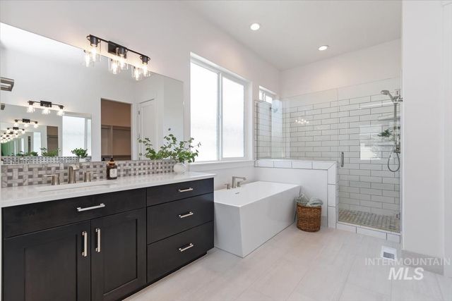 4684 N Arches, Meridian, ID 83646