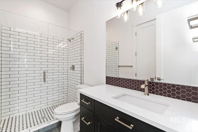 4684 N Arches, Meridian, ID 83646