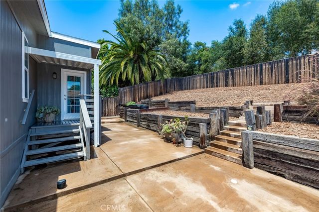 3909 Reche Road 127, Fallbrook, CA 92028