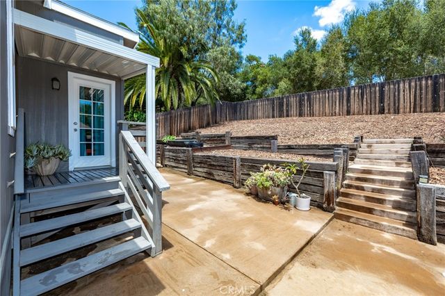 3909 Reche Road 127, Fallbrook, CA 92028