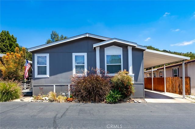 3909 Reche Road 127, Fallbrook, CA 92028