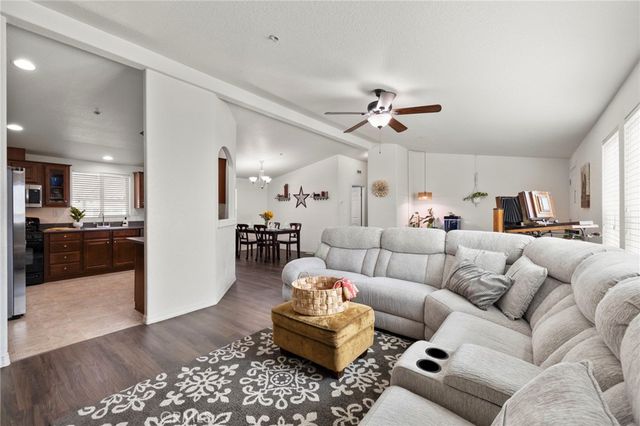 3909 Reche Road 127, Fallbrook, CA 92028