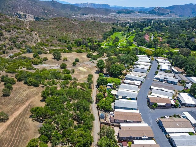 3909 Reche Road 127, Fallbrook, CA 92028