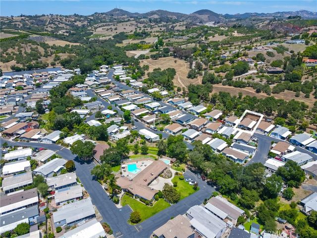 3909 Reche Road 127, Fallbrook, CA 92028