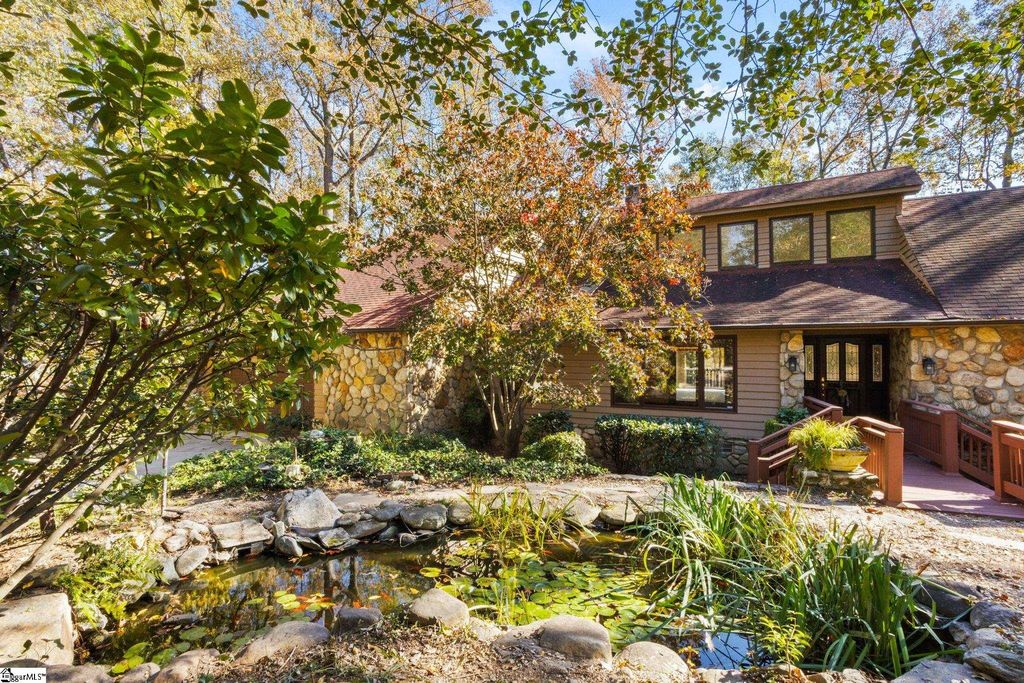 216 Old Town Way, Simpsonville, SC 29681