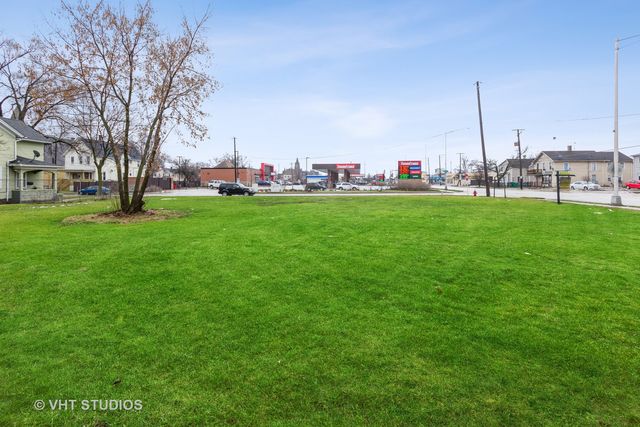 456 N Collins Street, Joliet, IL 60432