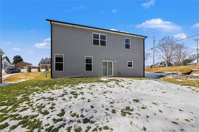 107 Charleston Ridge Drive, Mocksville, NC 27028