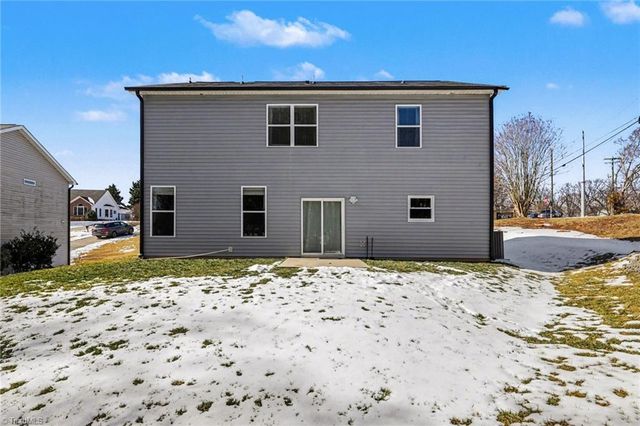 107 Charleston Ridge Drive, Mocksville, NC 27028