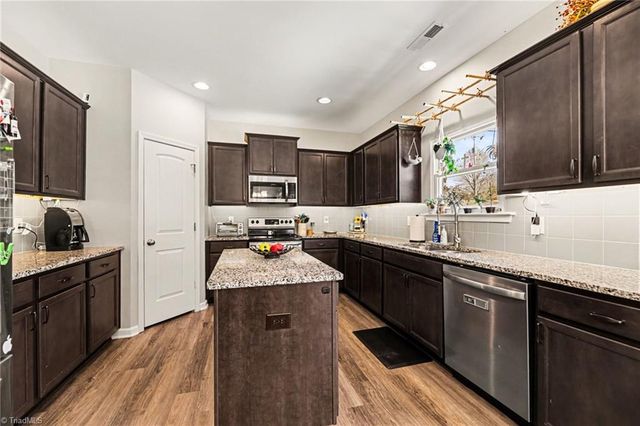 107 Charleston Ridge Drive, Mocksville, NC 27028