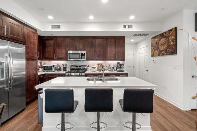 13408 N Manzanillo Lane, Sylmar, CA 91342