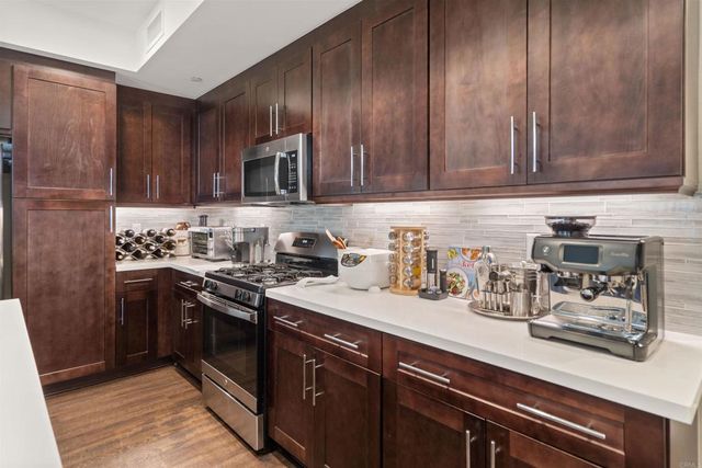 13408 N Manzanillo Lane, Sylmar, CA 91342