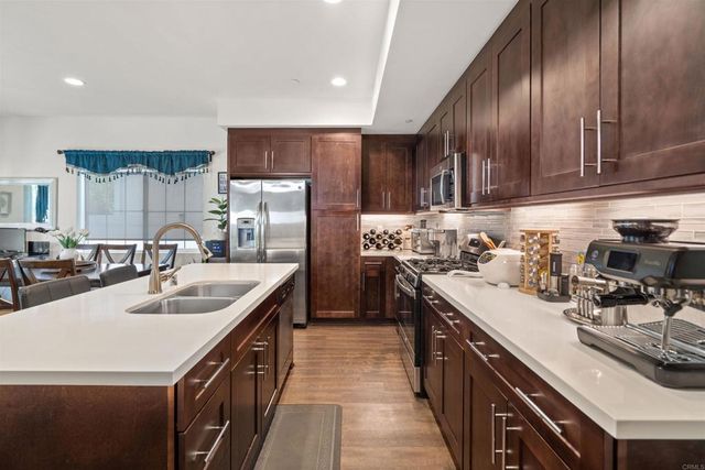 13408 N Manzanillo Lane, Sylmar, CA 91342