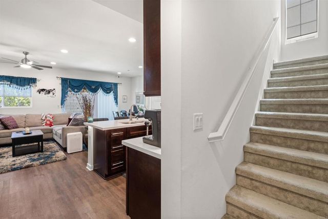 13408 N Manzanillo Lane, Sylmar, CA 91342