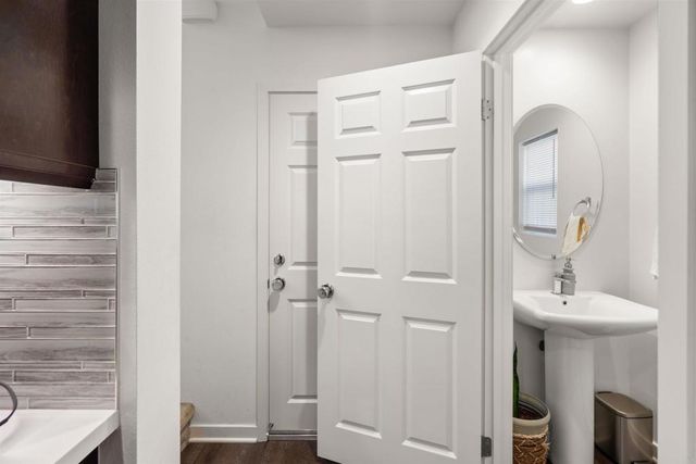 13408 N Manzanillo Lane, Sylmar, CA 91342