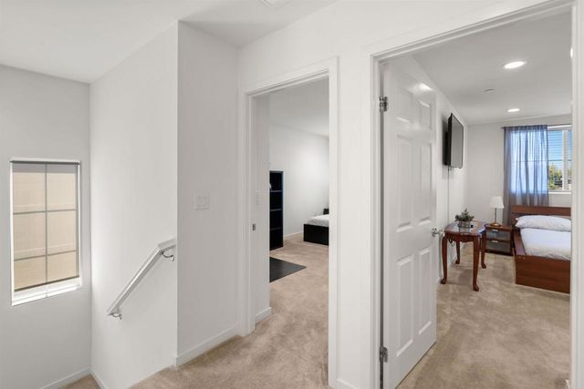 13408 N Manzanillo Lane, Sylmar, CA 91342