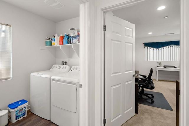 13408 N Manzanillo Lane, Sylmar, CA 91342