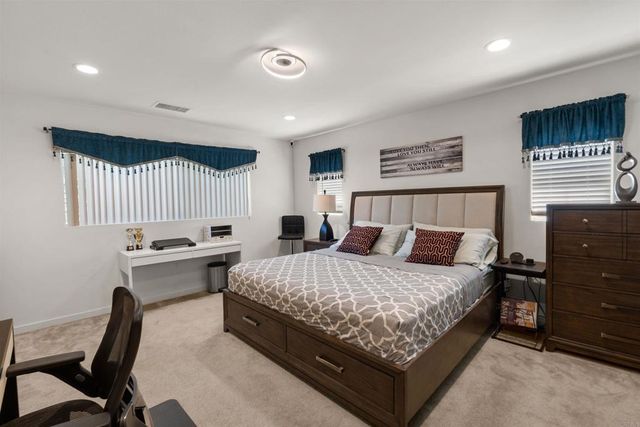 13408 N Manzanillo Lane, Sylmar, CA 91342