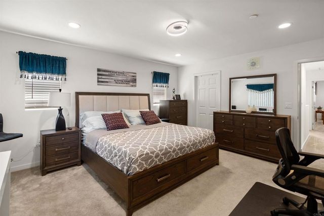 13408 N Manzanillo Lane, Sylmar, CA 91342