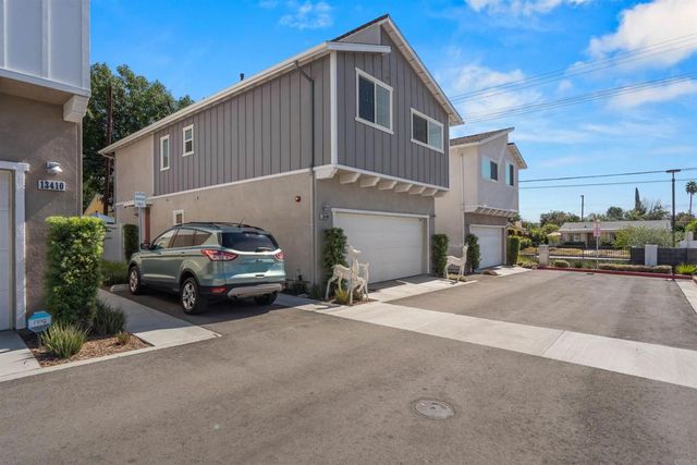 13408 N Manzanillo Lane, Sylmar, CA 91342