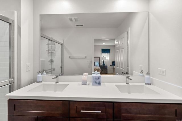 13408 N Manzanillo Lane, Sylmar, CA 91342