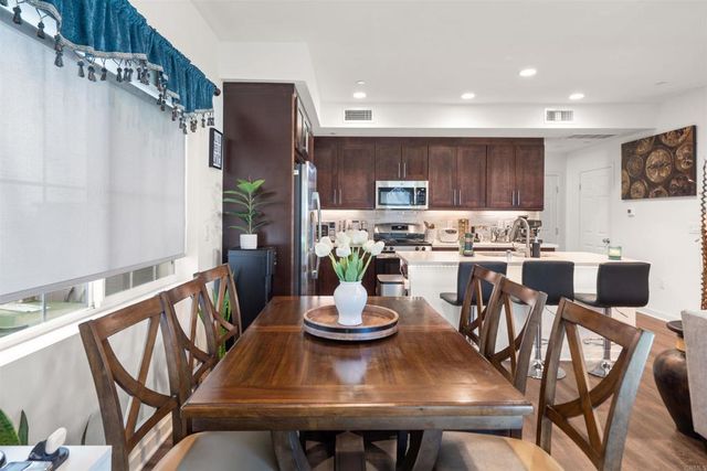 13408 N Manzanillo Lane, Sylmar, CA 91342