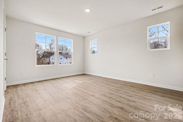 1725 Cloaninger Avenue, Statesville, NC 28625