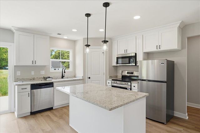 1859 Reid School Road, Taylors, SC 29687