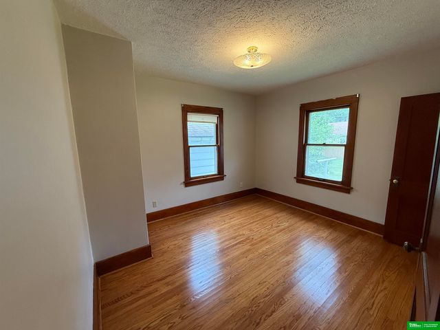 1540 N Maxwell Avenue, Fremont, NE 68025