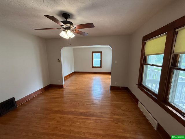1540 N Maxwell Avenue, Fremont, NE 68025