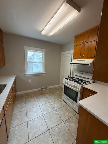 1540 N Maxwell Avenue, Fremont, NE 68025