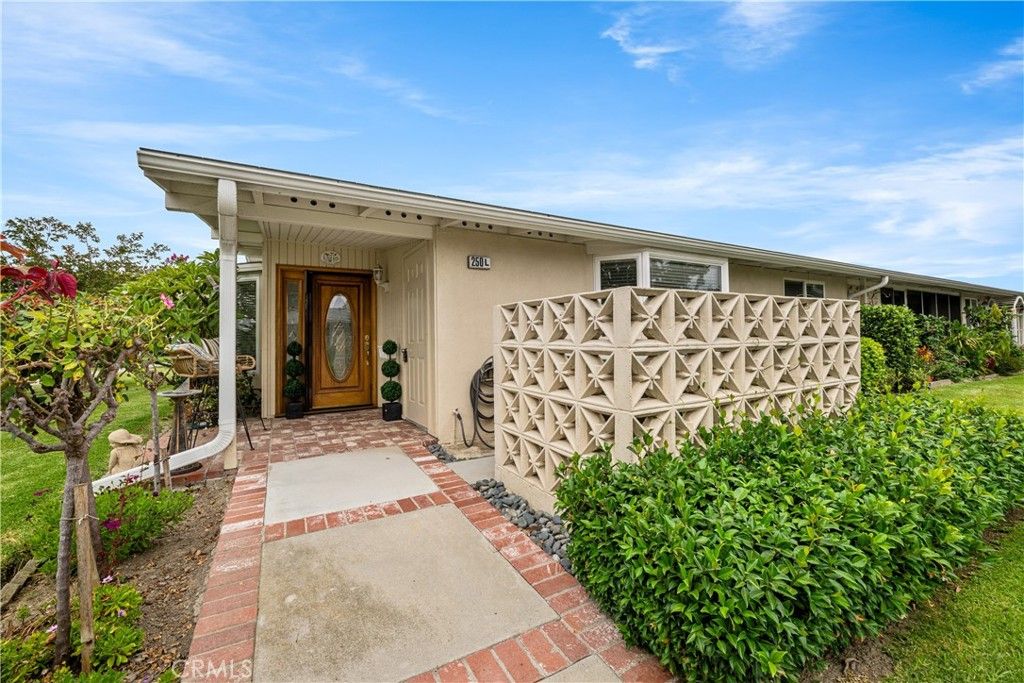 Image 12 of property listing at 13210 Seaview 250L, Seal Beach, CA 90740